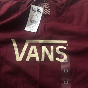 Burgundy tee shirt